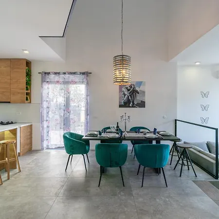 Aspera Villa